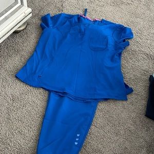 Petite large joggers and large top